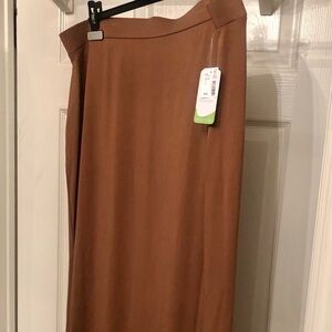 Reitman’s Caramel coloured Maxi Skirt. Size XXL BNWT